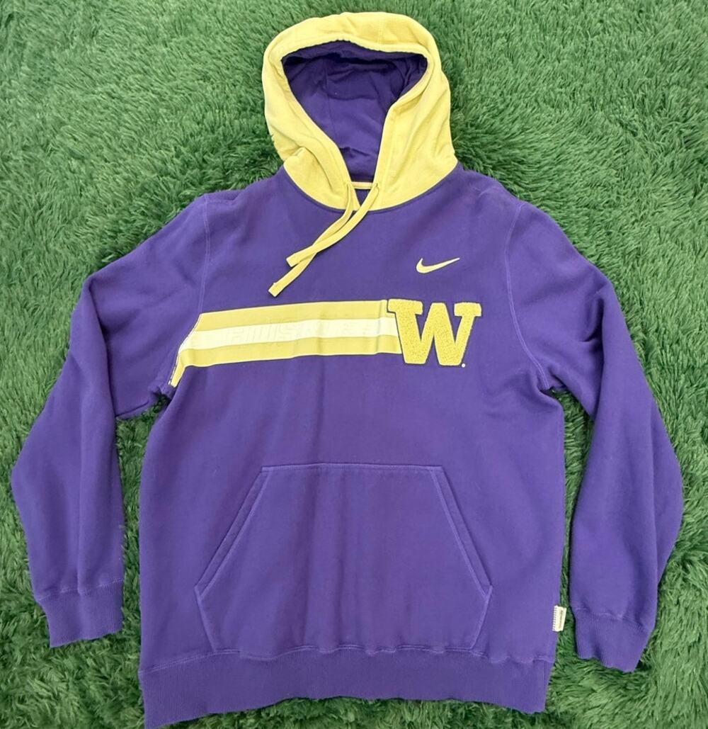 Nike University Washington Medium Y2K Purple | Gold Hoodie Sweatshirt Unisex